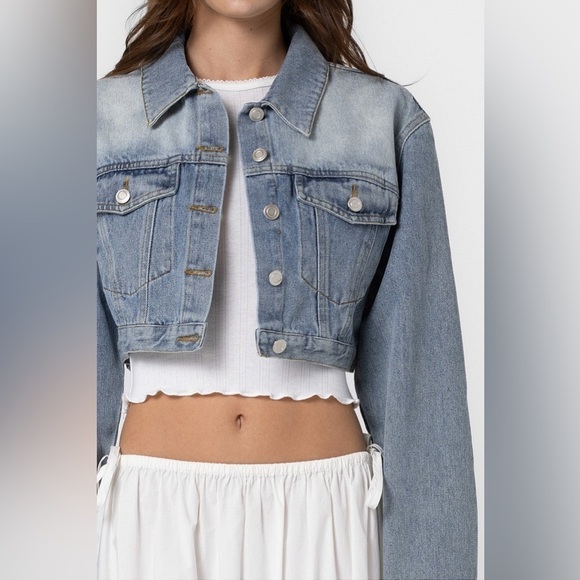 Cropped Denim Jacket NWT - Picture 4 of 4